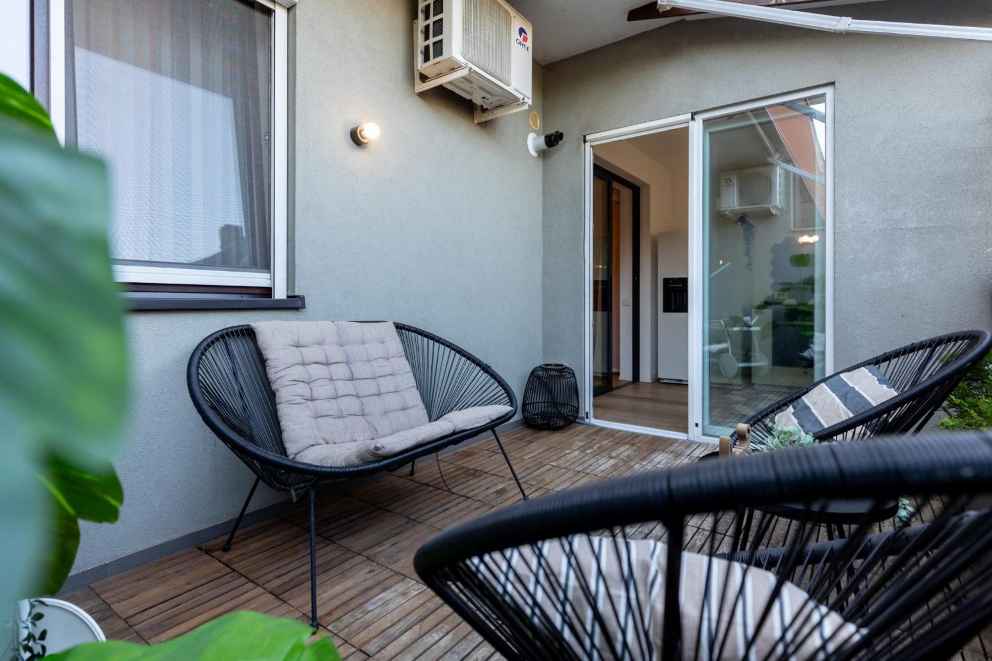 Long Heaven - Comfortable & Spacious In Baneasa * Bucharest